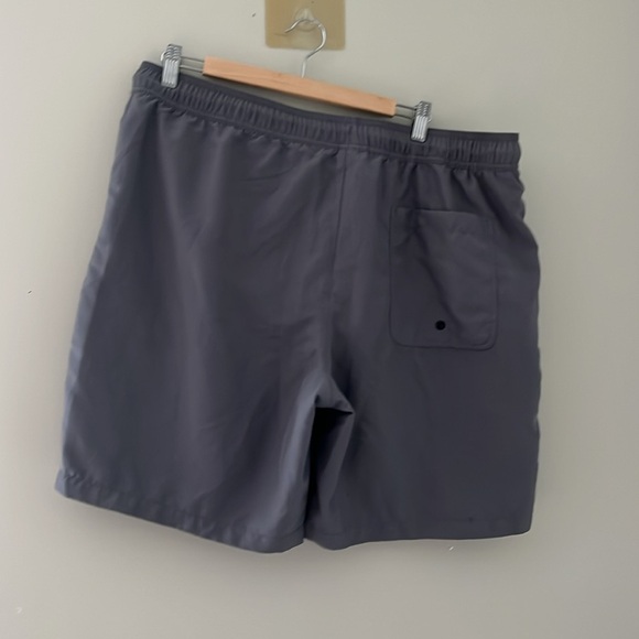 Amazon Essentials Gray and Black Board Shorts Quick-Dry Swimwear - Picture 2 of 3